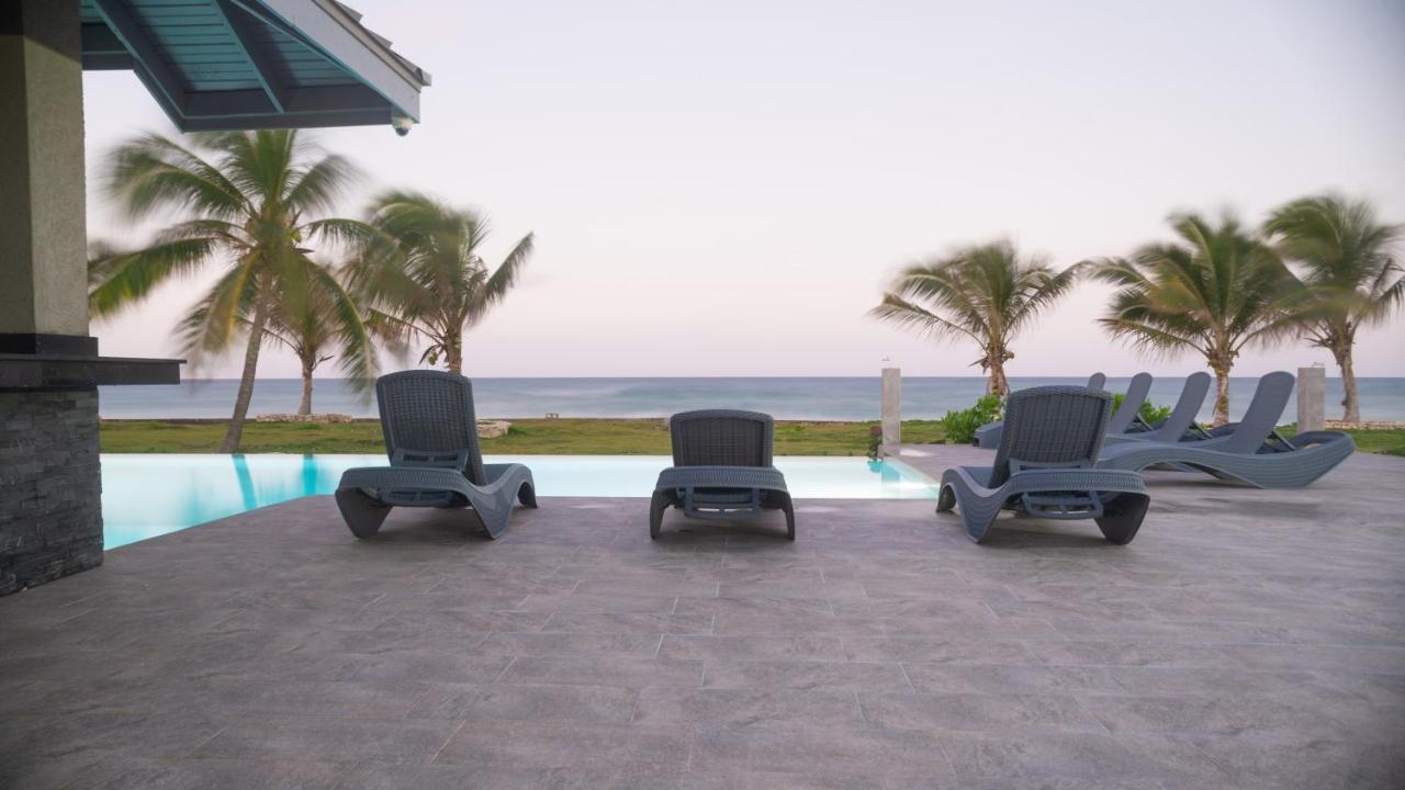 Soak'D Pineapple Villa Berrydale Exterior foto