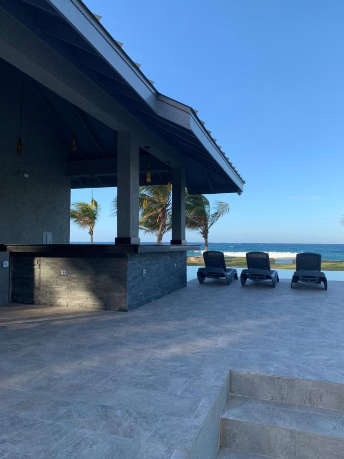 Soak'D Pineapple Villa Berrydale Exterior foto